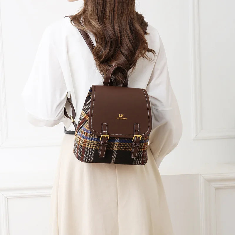 Mochila Lady em couro